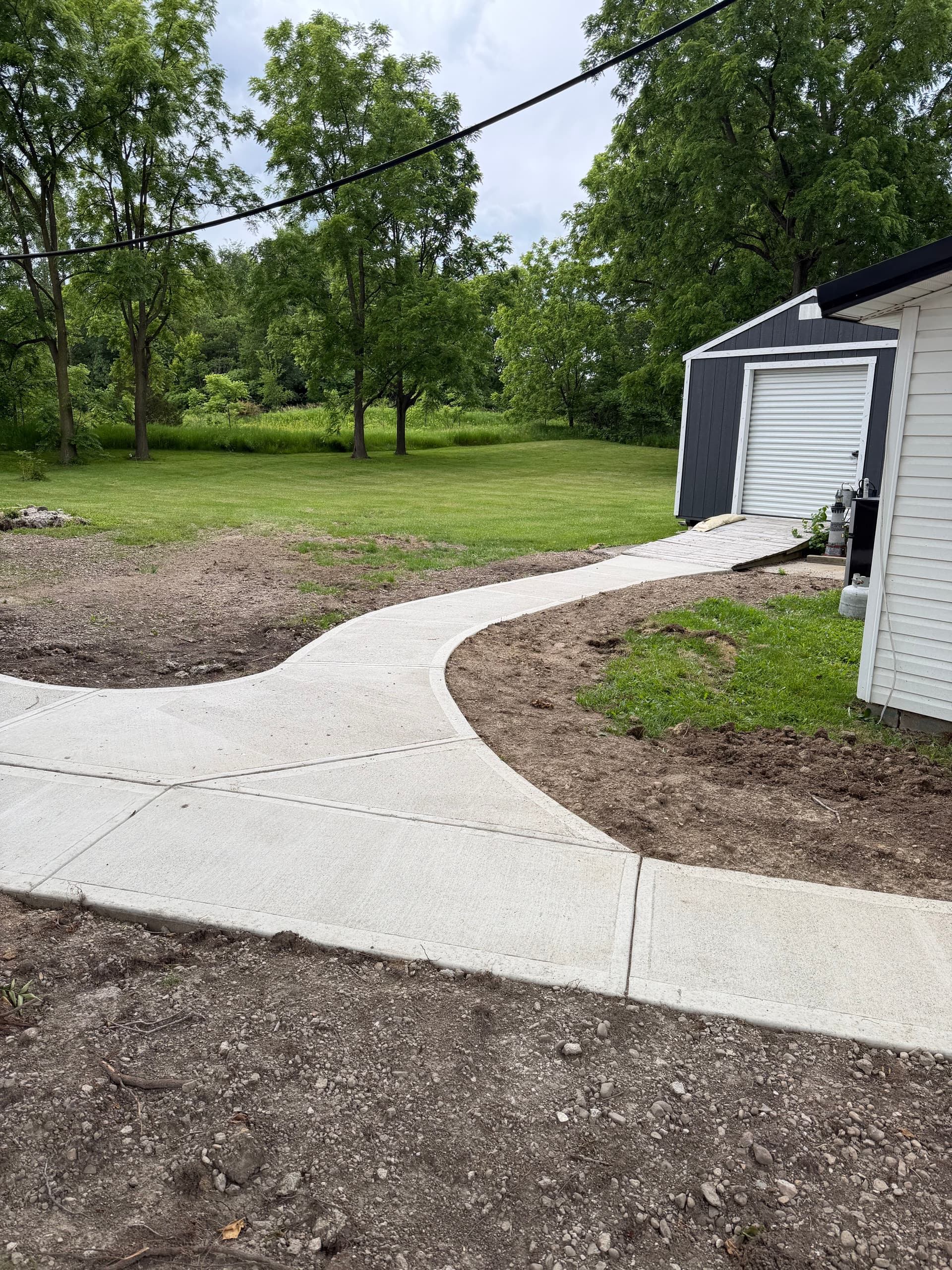 Gallery photos for Fresh Concrete Sidewalks That Actually Get the Job Done: Image #2