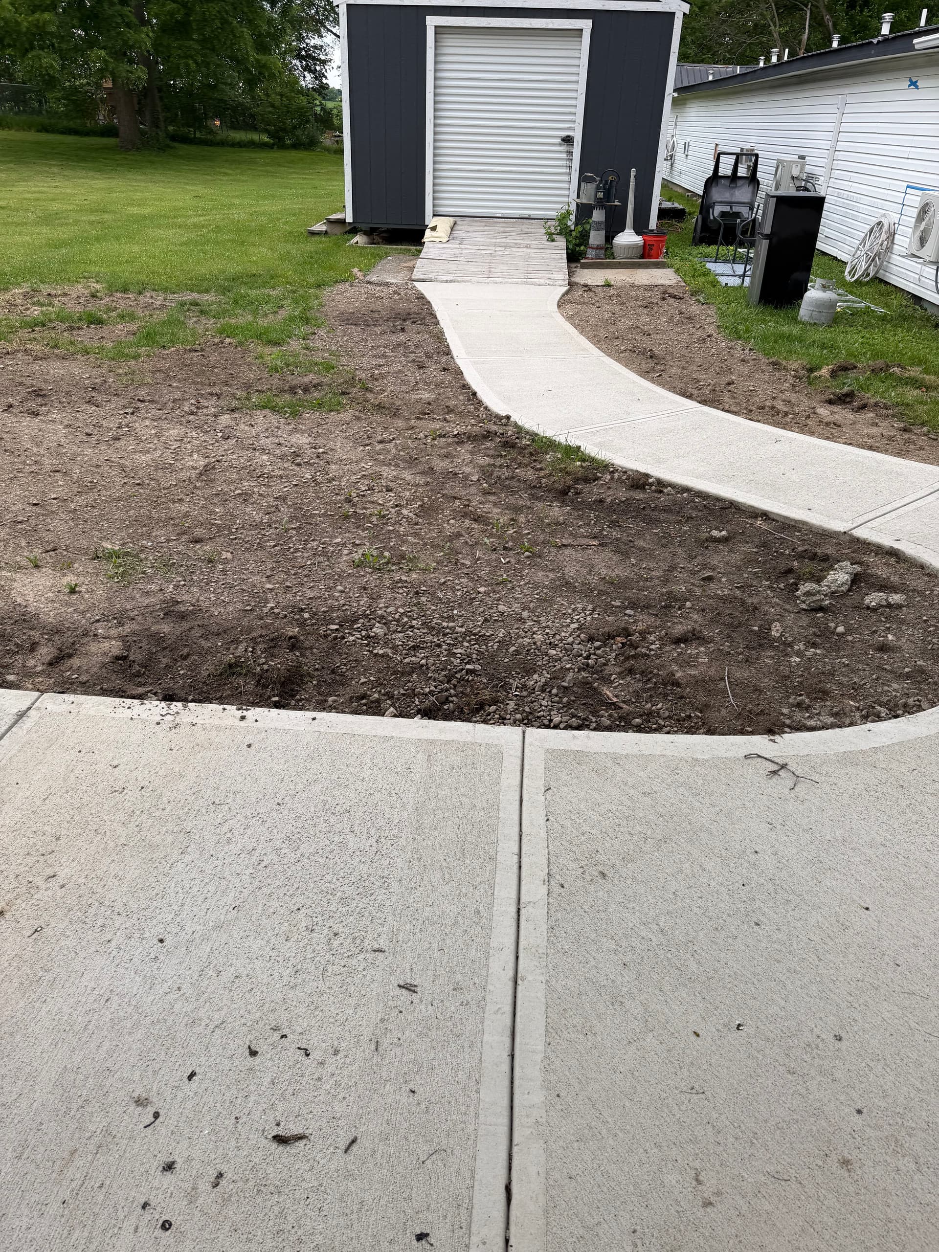 Gallery photos for Fresh Concrete Sidewalks That Actually Get the Job Done: Image #4